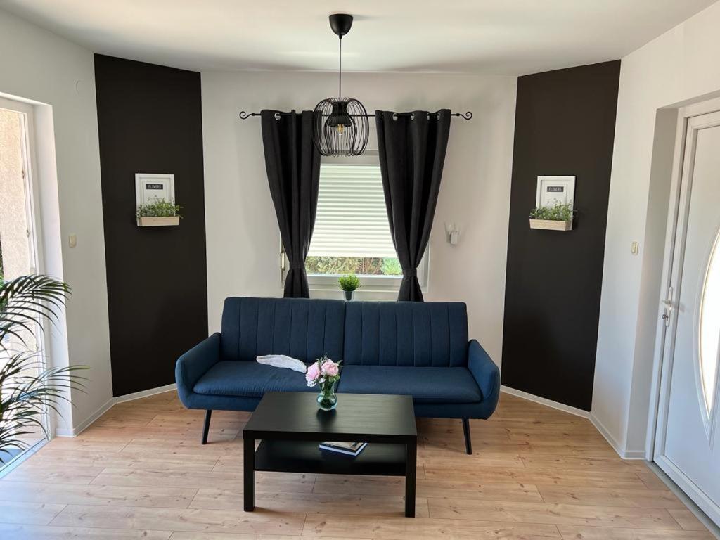 4 Stars Apartments Near Airport Velika Gorica Exterior photo